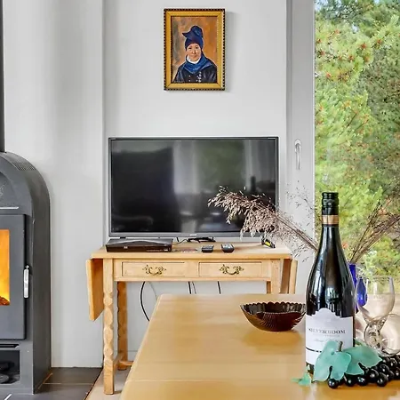 3 Bedroom Lovely In Feriehus *