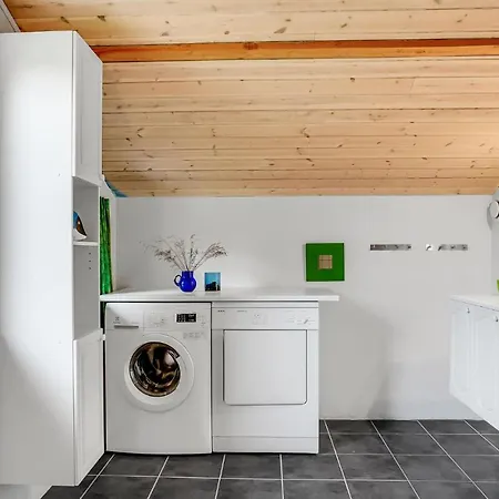 Feriehus 3 Bedroom Lovely In *