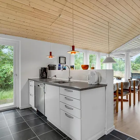 3 Bedroom Lovely In Feriehus *