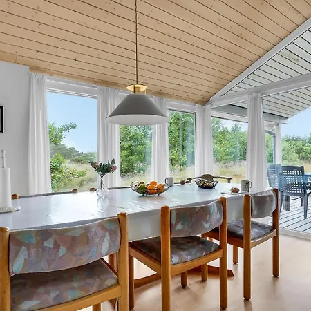 3 Bedroom Lovely In *