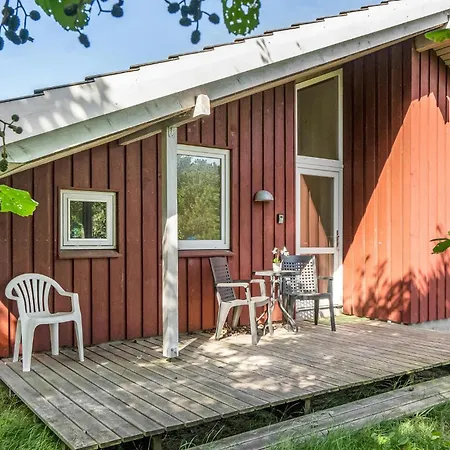 Feriehus 3 Bedroom Stunning In